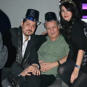 Meet your Posher, Yalda